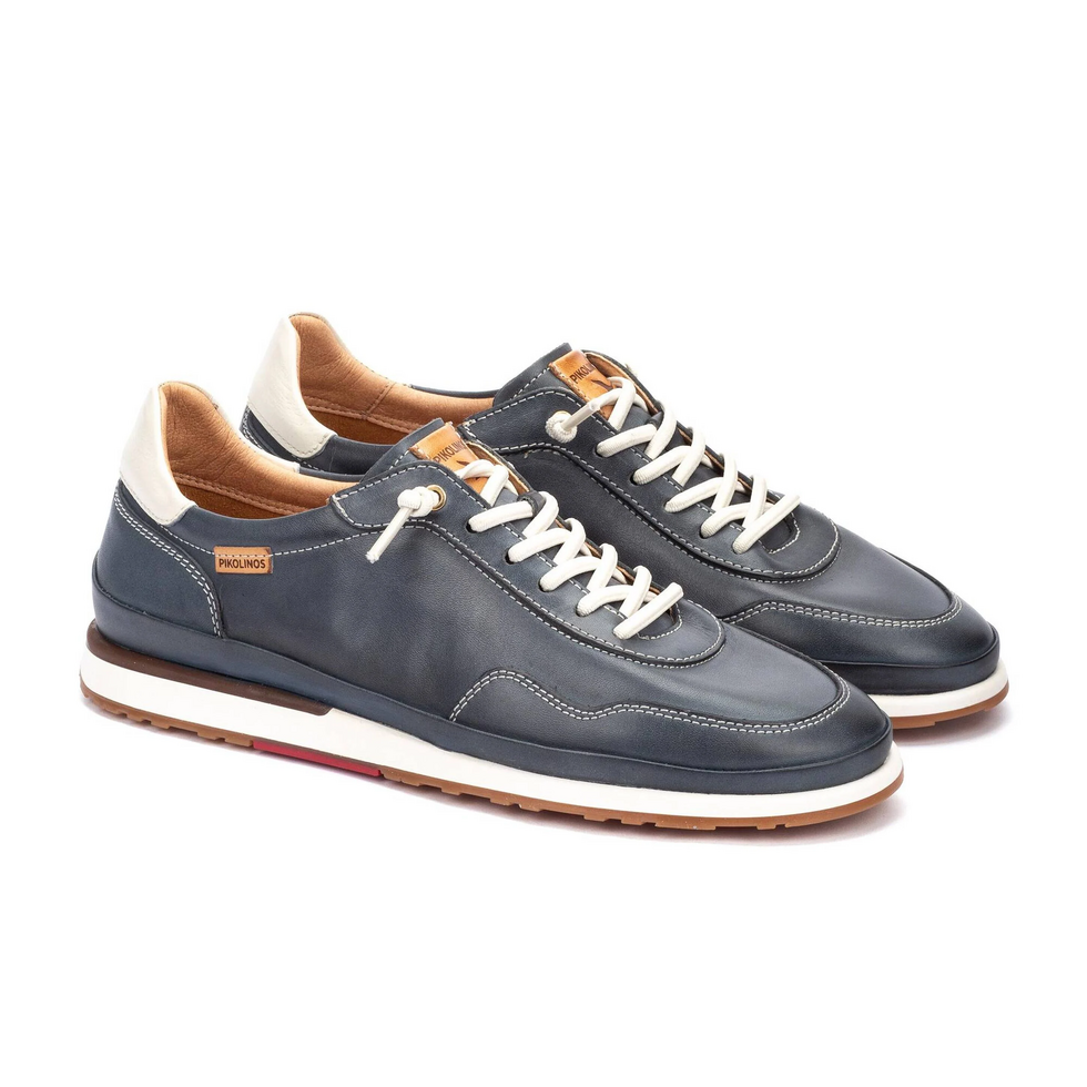 Sneaker mit elastischen Schuhbändern Pikolinos