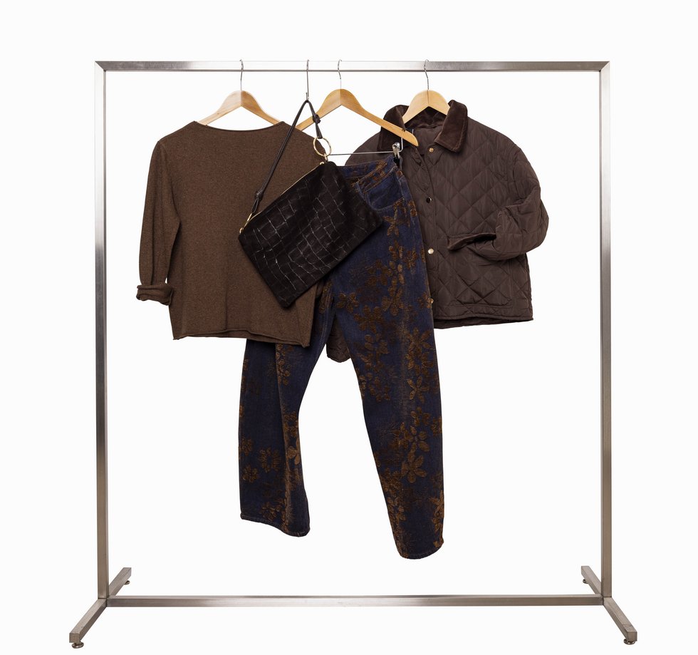 Fioretta Pulli: 89,- Tasche: € 89,- Jeans: € 99,- Jacke: 119,-